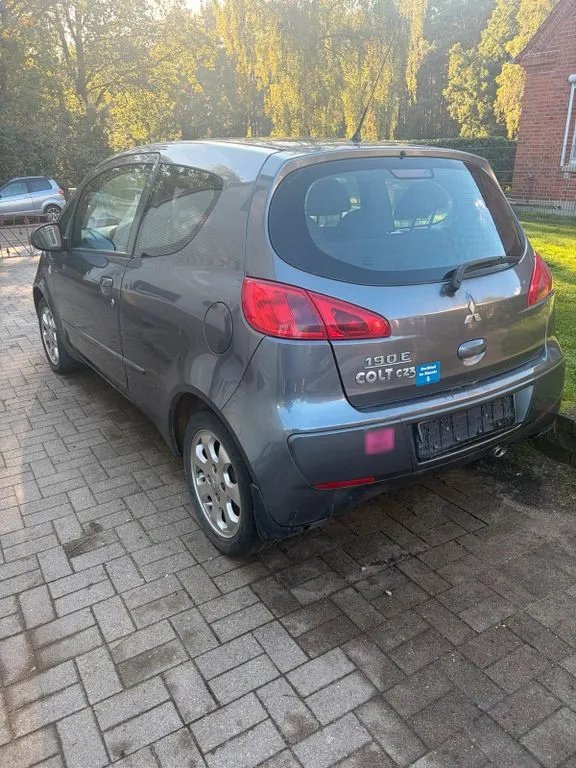 Mitsubishi Colt