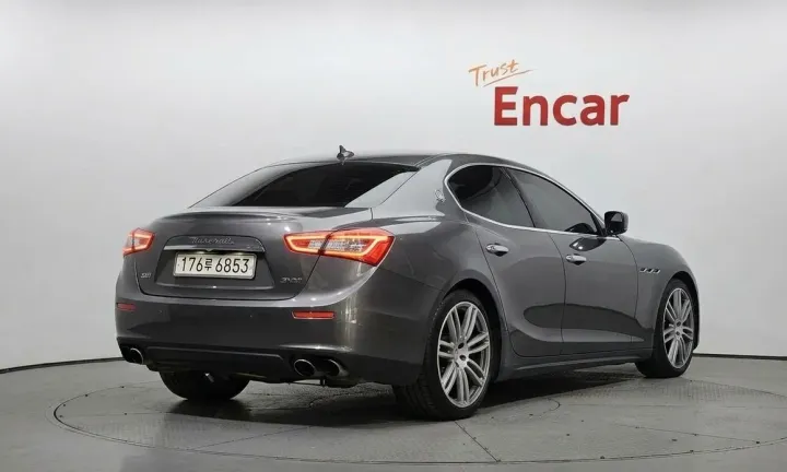 Maserati Ghibli
