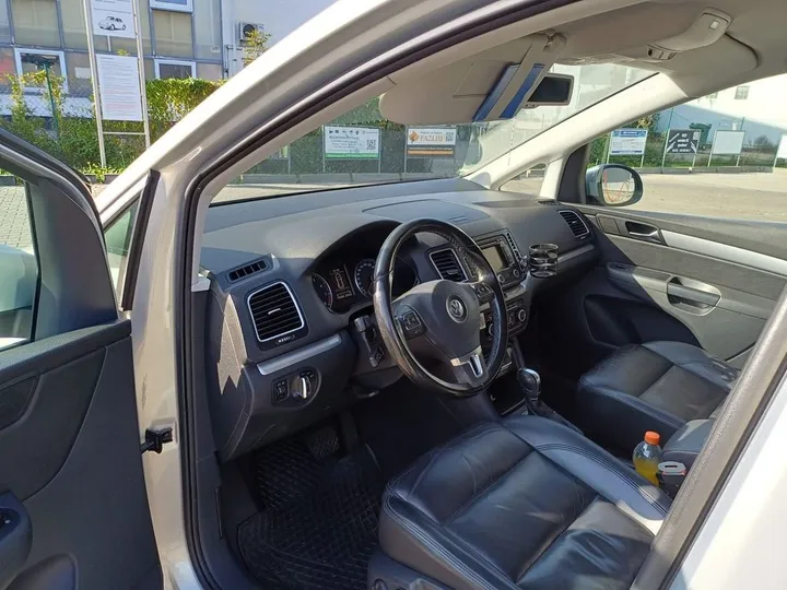 Volkswagen Sharan