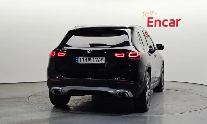 Mercedes-Benz GLA-Class