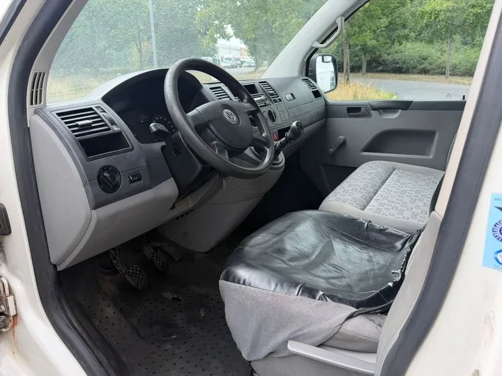 Volkswagen T5 Transporter