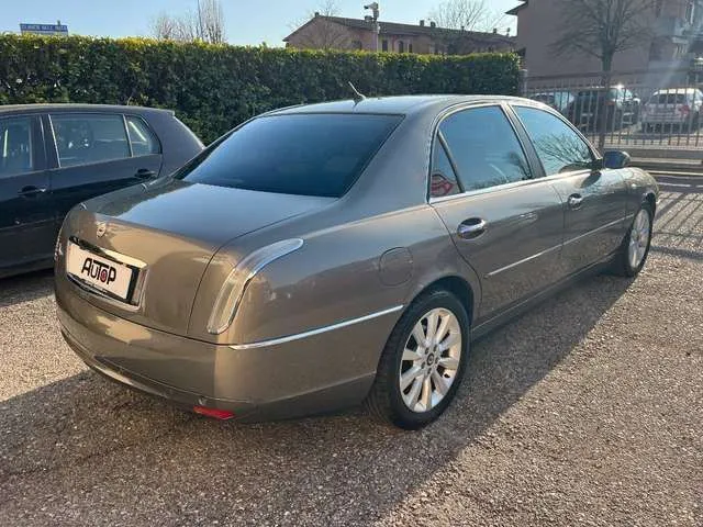 Lancia Thesis