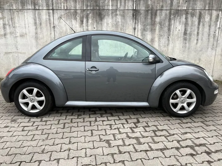 Volkswagen New Beetle