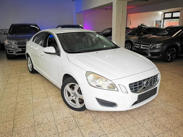 Volvo S60