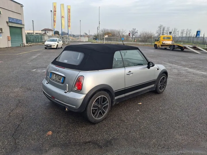 MINI Cooper Cabrio