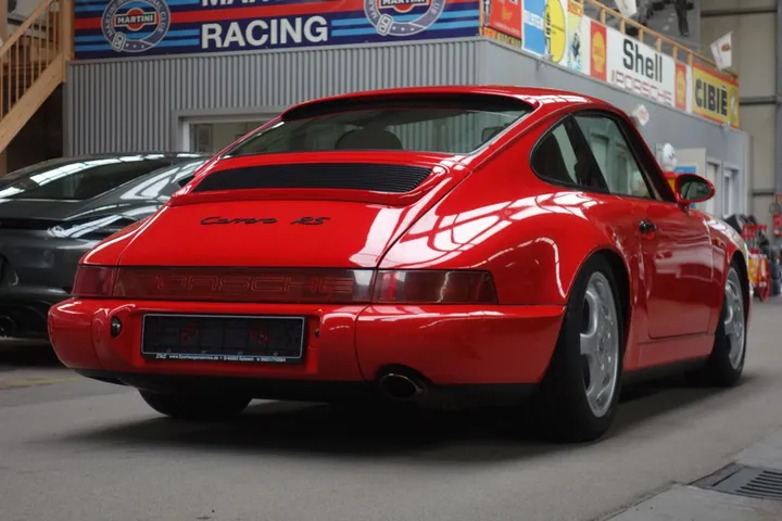 Porsche 964