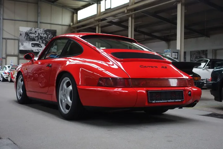 Porsche 964