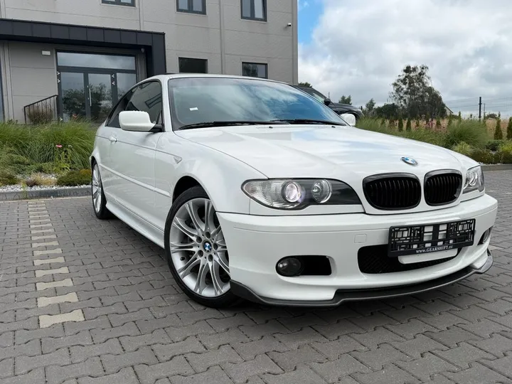 BMW 330