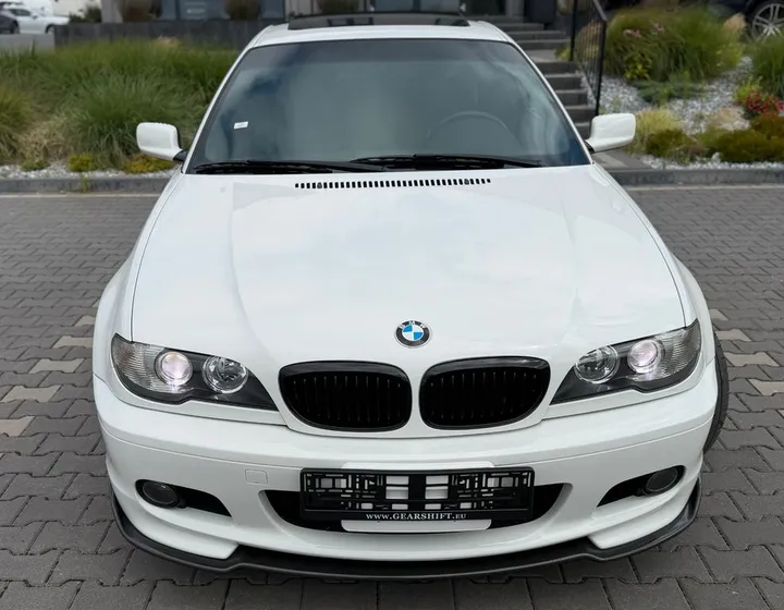 BMW 330