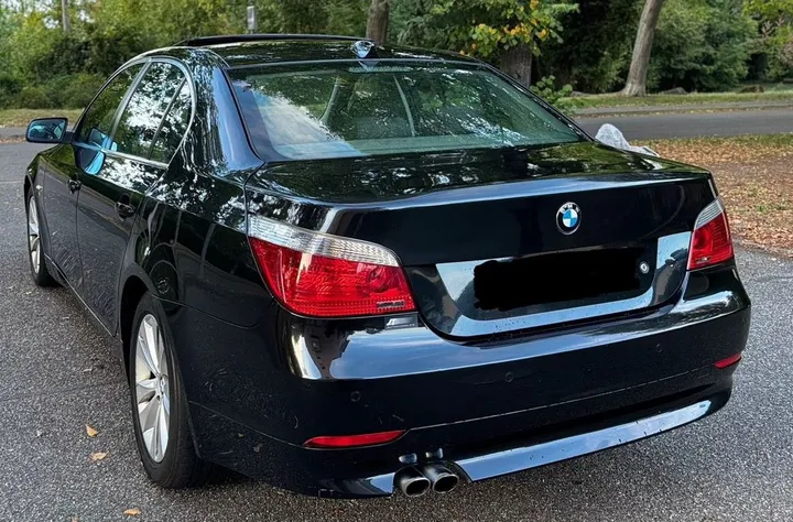 BMW 525