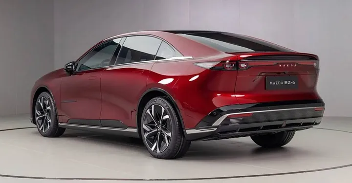 Mazda E series