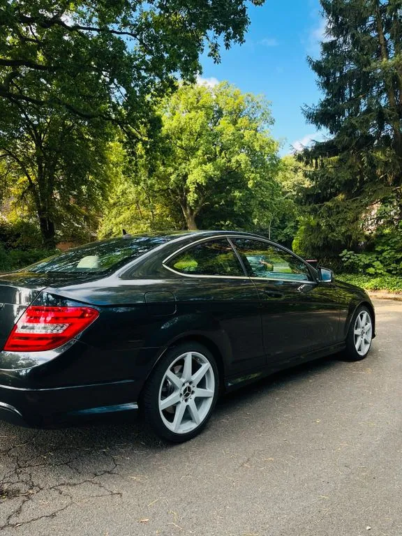 Mercedes-Benz C 250