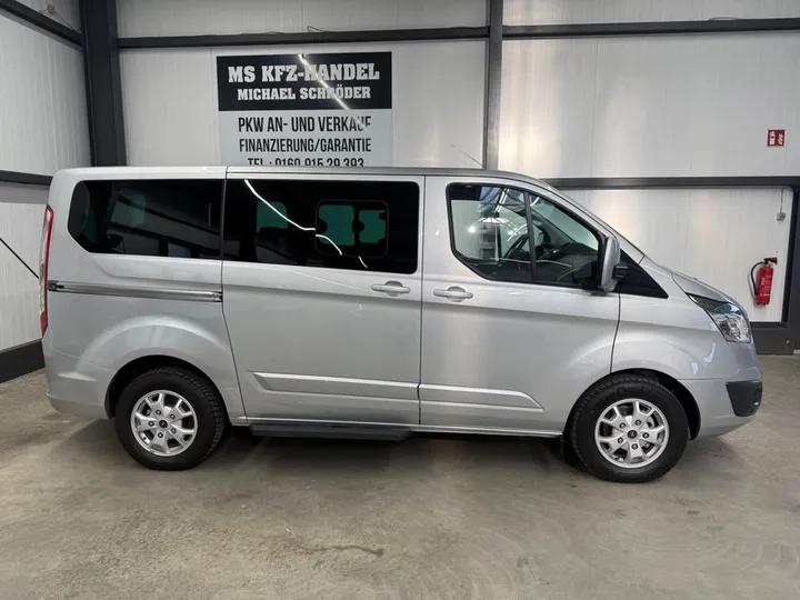 Ford Tourneo Custom