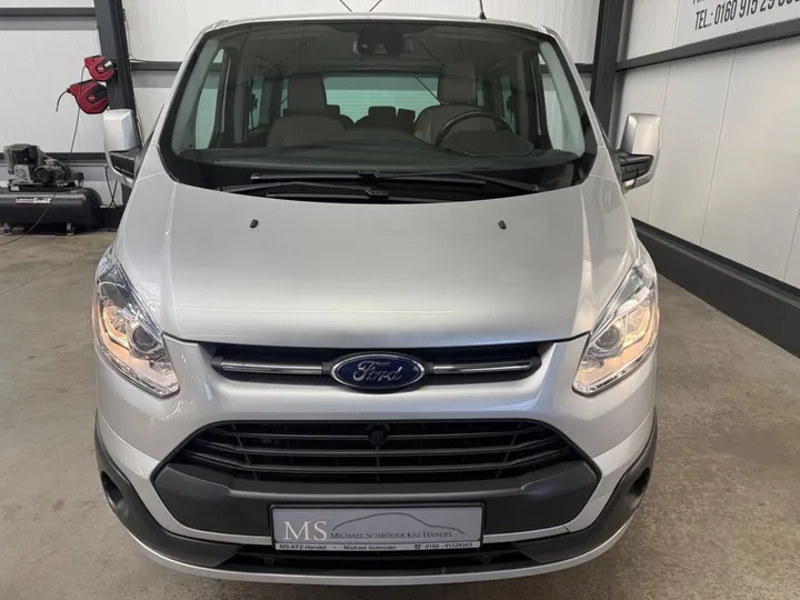 Ford Tourneo Custom