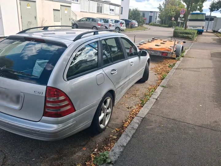 Mercedes-Benz C 220