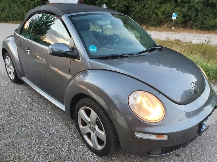 Volkswagen New Beetle