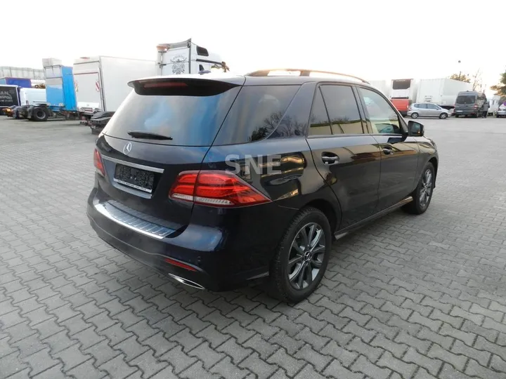 Mercedes-Benz GLE 500