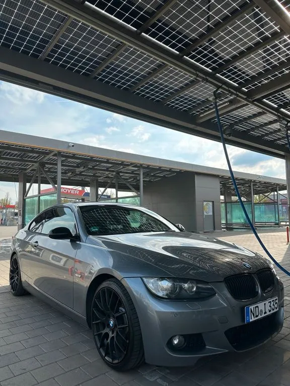 BMW 335