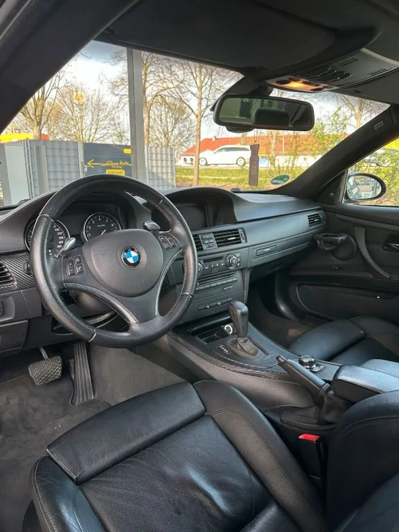 BMW 335