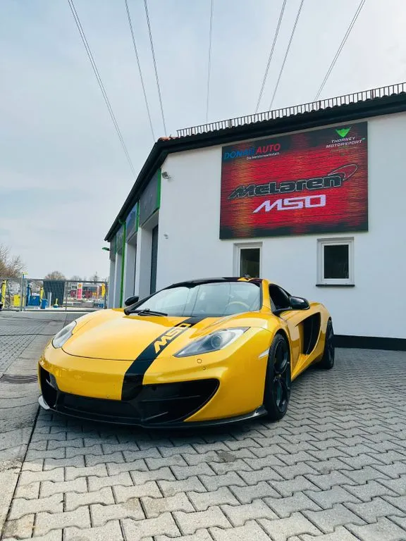 McLaren MP4-12C