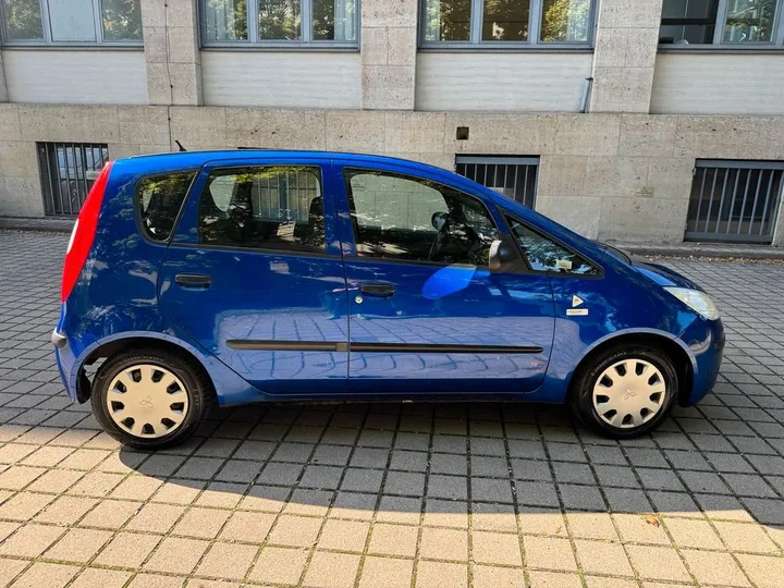 Mitsubishi Colt