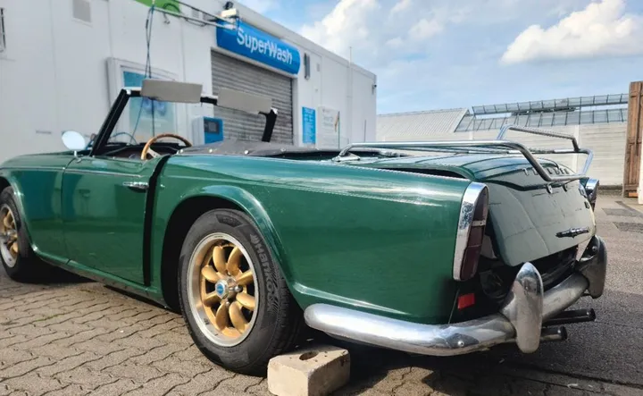 Triumph TR4