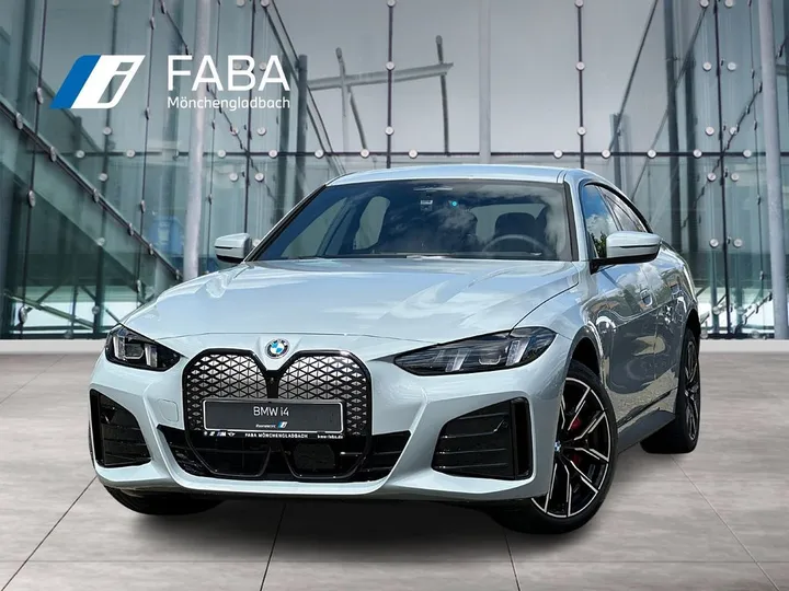 BMW i4
