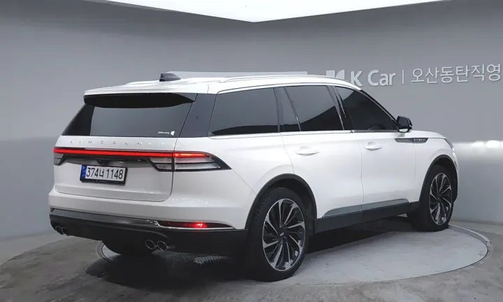 Lincoln Aviator