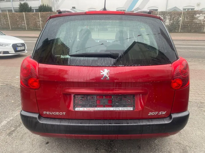 Peugeot 207
