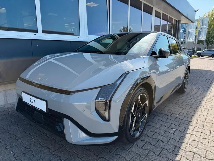 Kia EV4