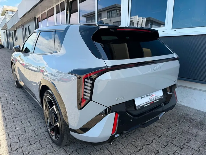 Kia EV4