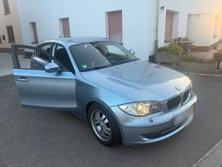 BMW 120