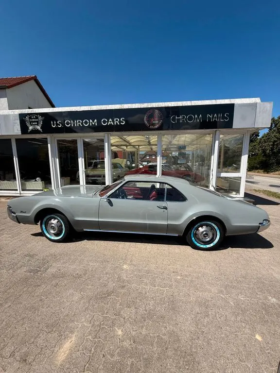 Oldsmobile Toronado