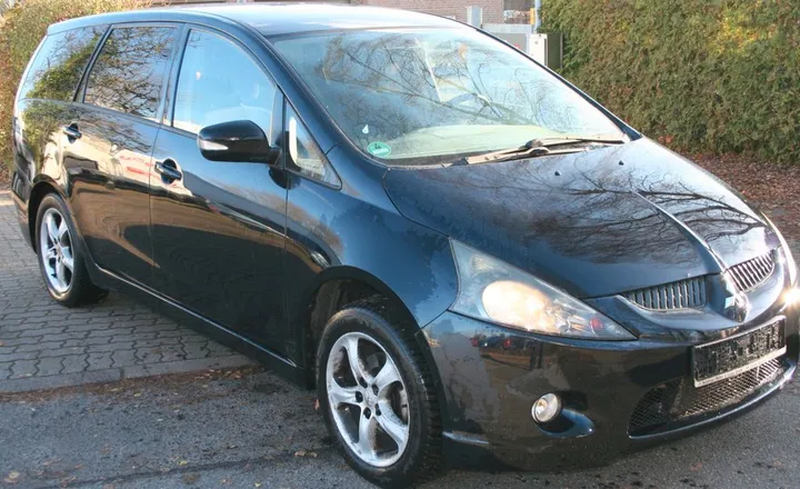 Mitsubishi Grandis