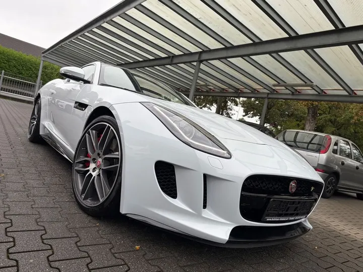 Jaguar F-Type