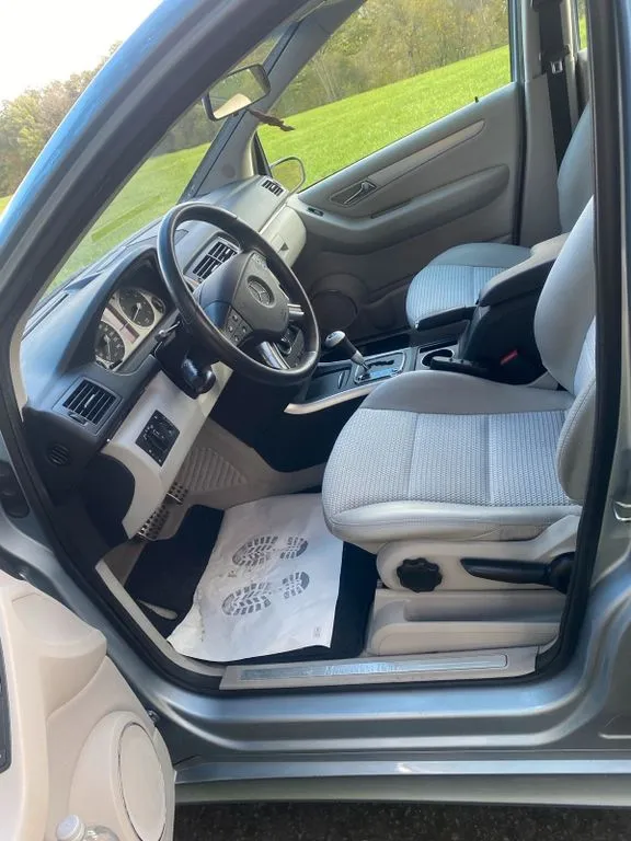 Mercedes-Benz B 170