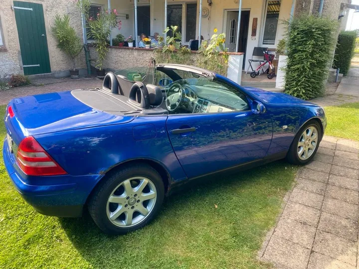 Mercedes-Benz SLK 200
