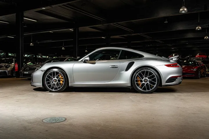 Porsche 991