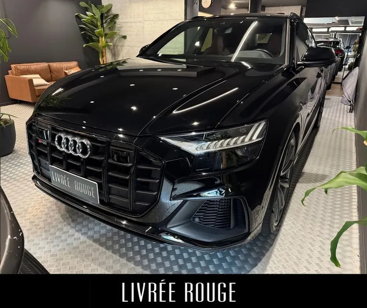 Audi Q8