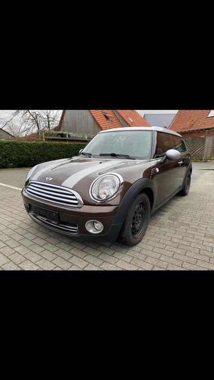 MINI Cooper Clubman