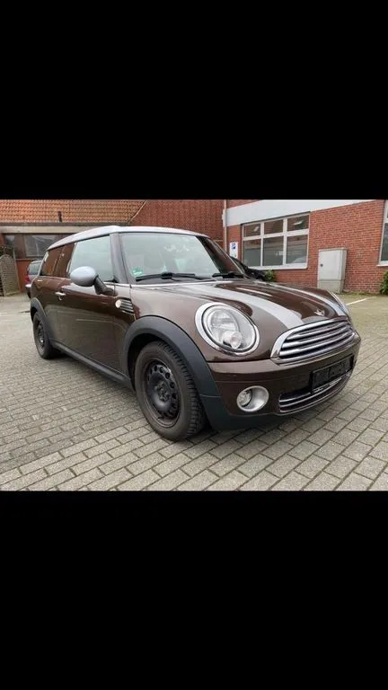 MINI Cooper Clubman