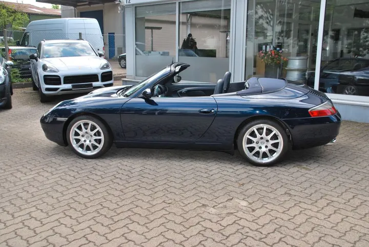 Porsche 996