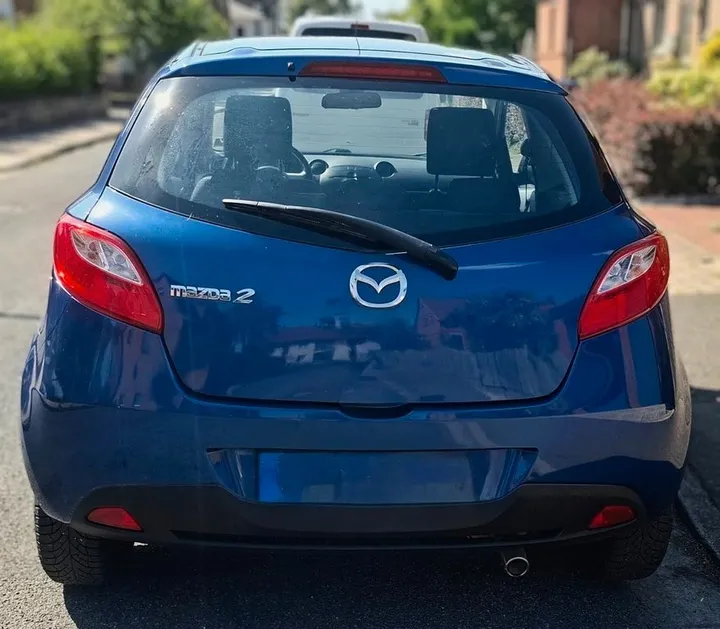 Mazda 2