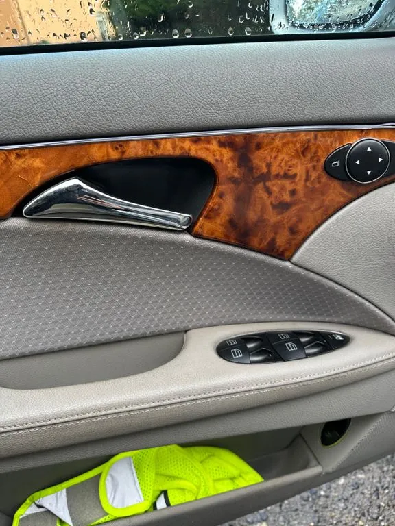 Mercedes-Benz E 280