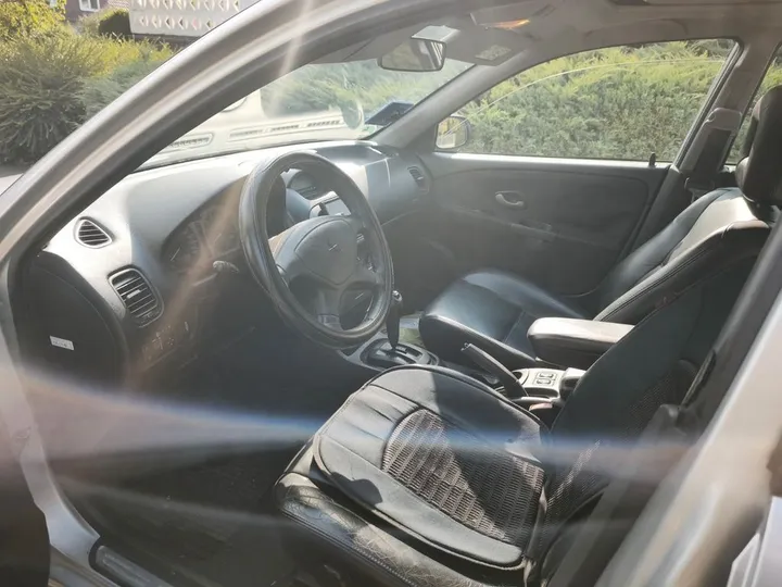Mitsubishi Carisma