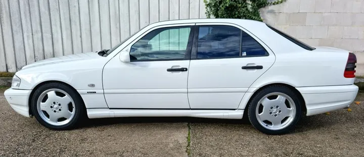 Mercedes-Benz C 43 AMG