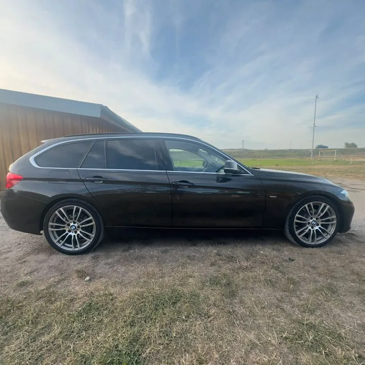 BMW 325