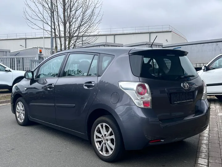 Toyota Verso