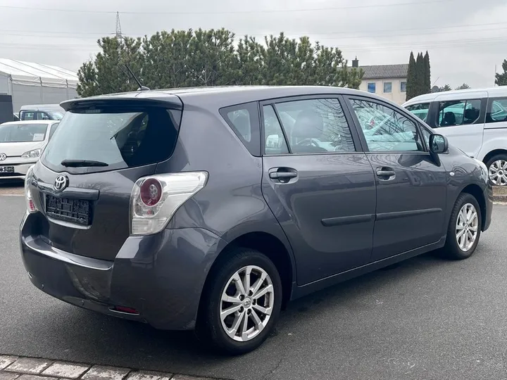 Toyota Verso