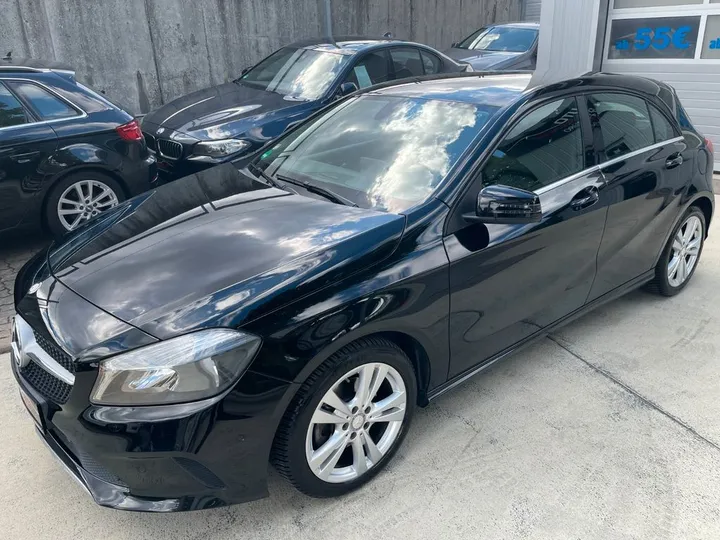 Mercedes-Benz A 180